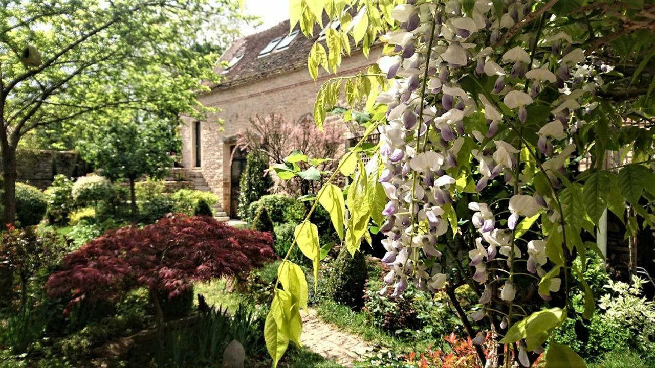 فيلا Etrignyفي Les Jardins Art-Conscience المظهر الخارجي الصورة